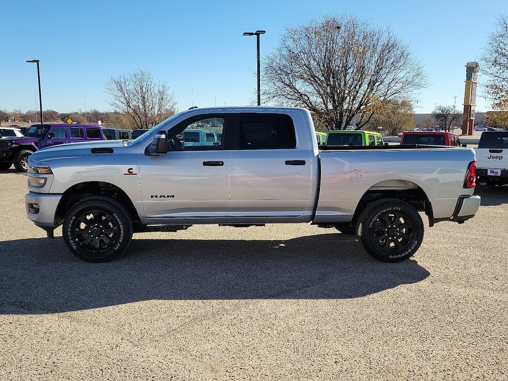 New 2026 Ram 2500 LONE STAR CREW CAB 4X4 6'4 BOX Pickup