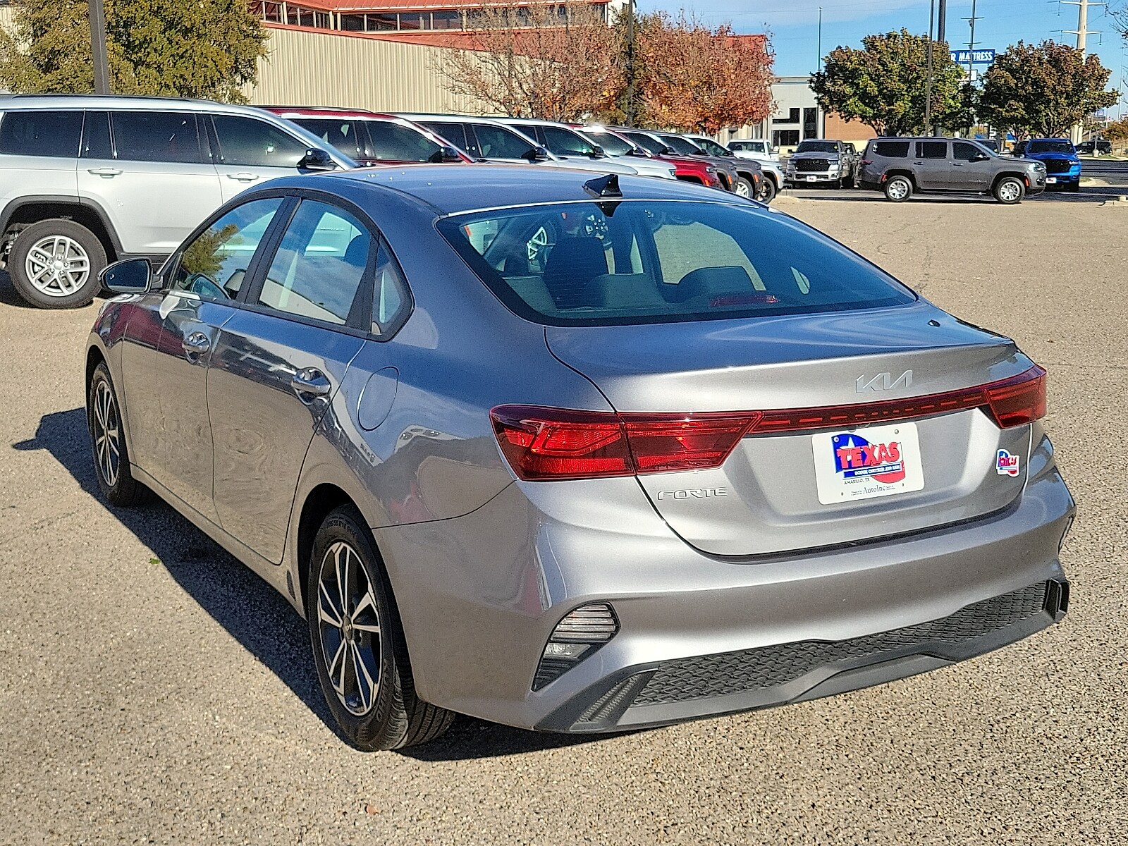 2024 Kia Forte LXS photo 3