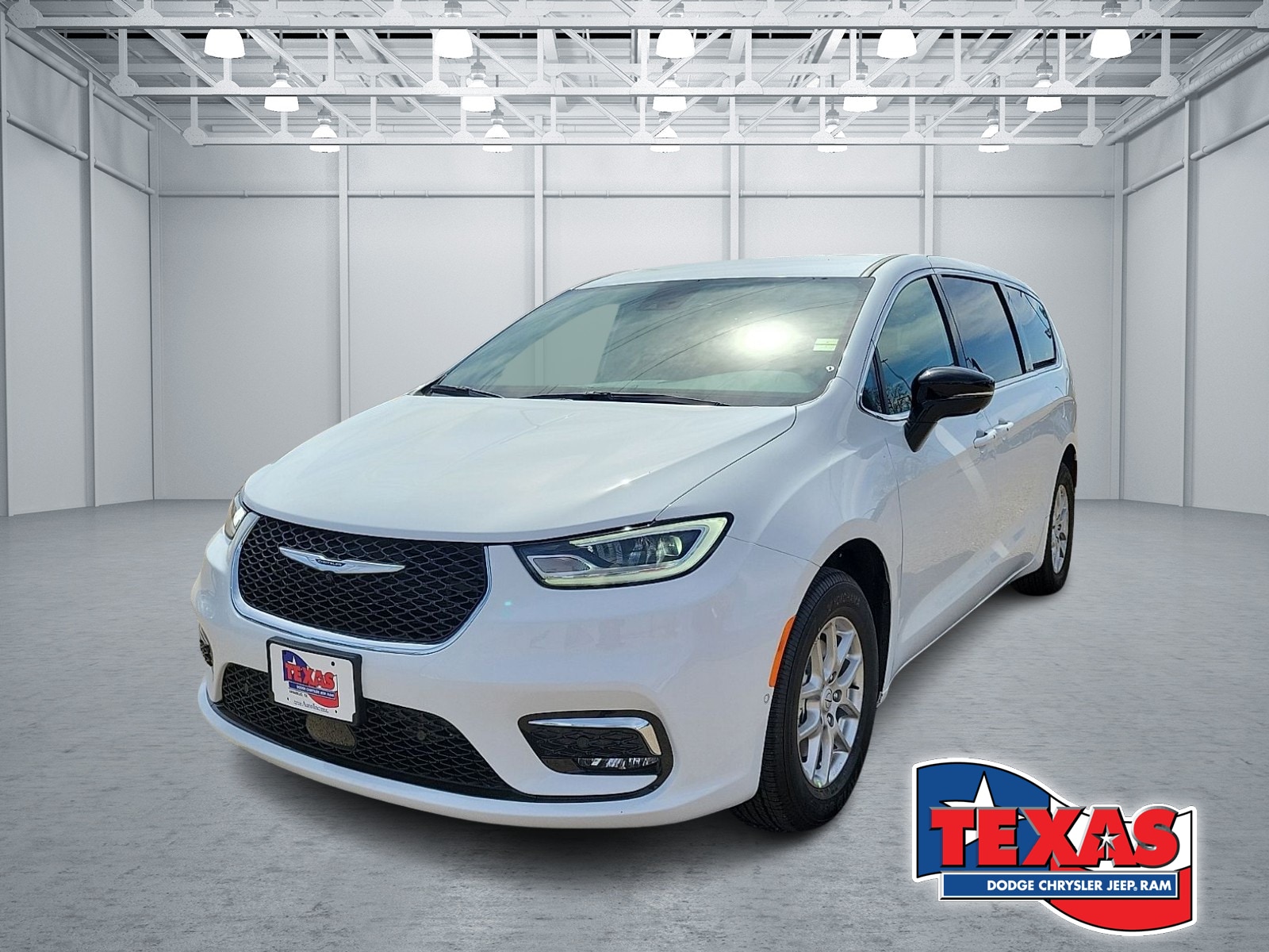 2026 Chrysler Pacifica Passenger Van 