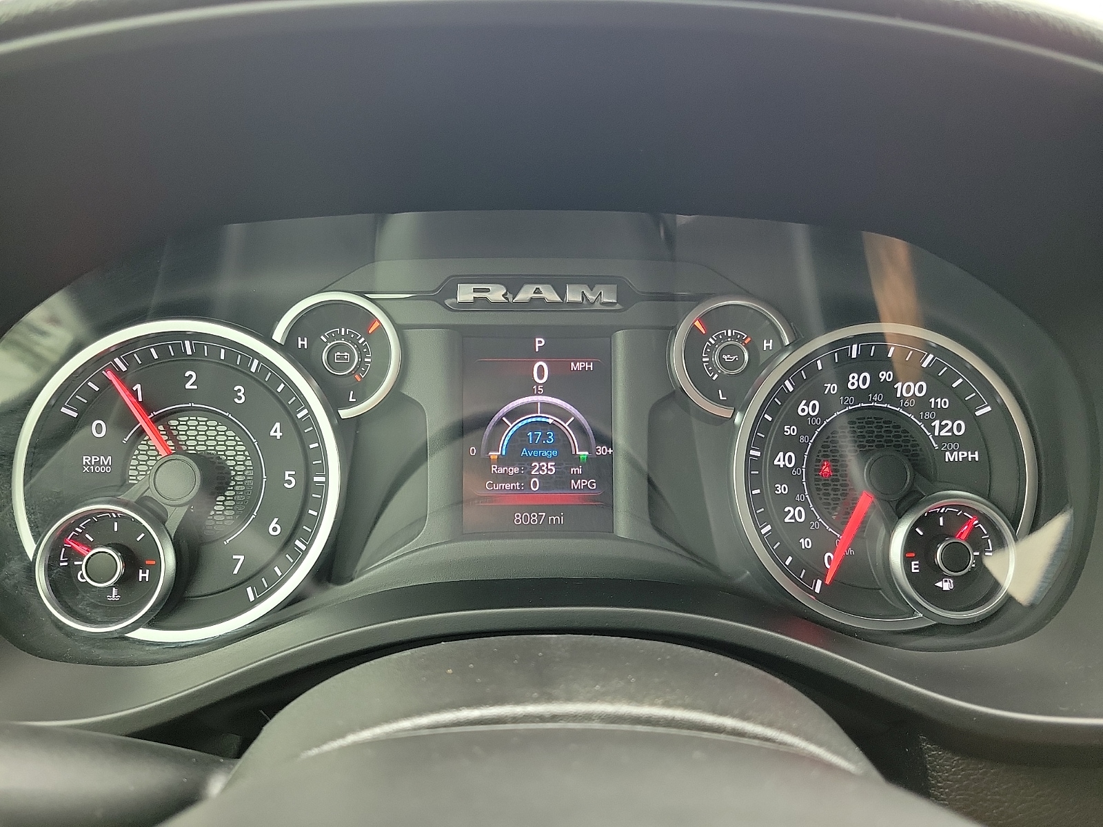 2025 RAM Ram 1500 Pickup Tradesman - Photo 16