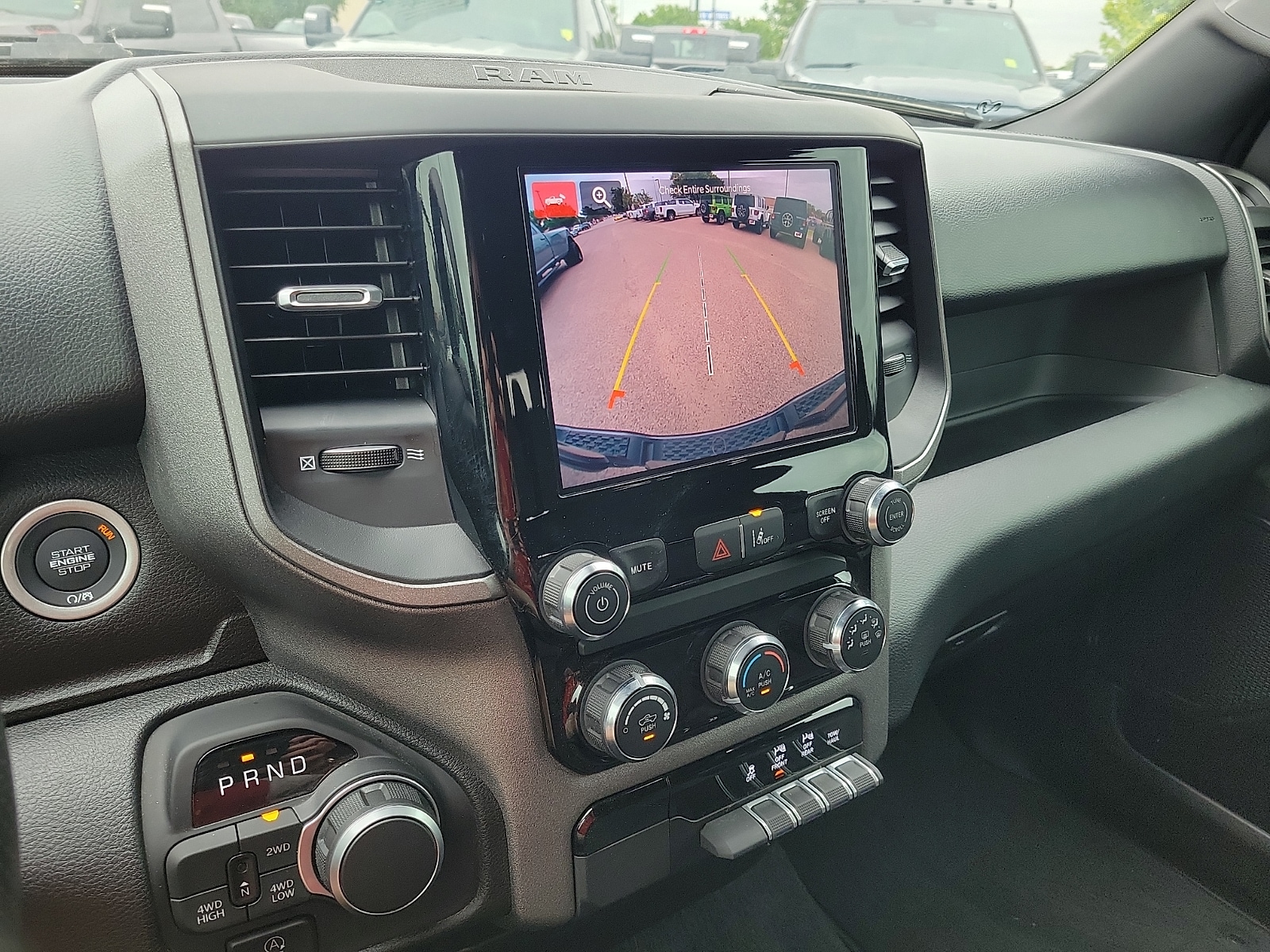 2025 RAM Ram 1500 Pickup Tradesman - Photo 14