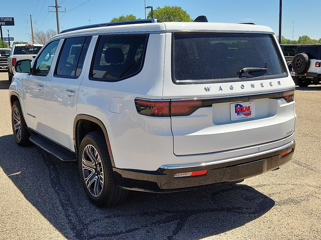 Used 2024 Jeep Wagoneer Series II SUV