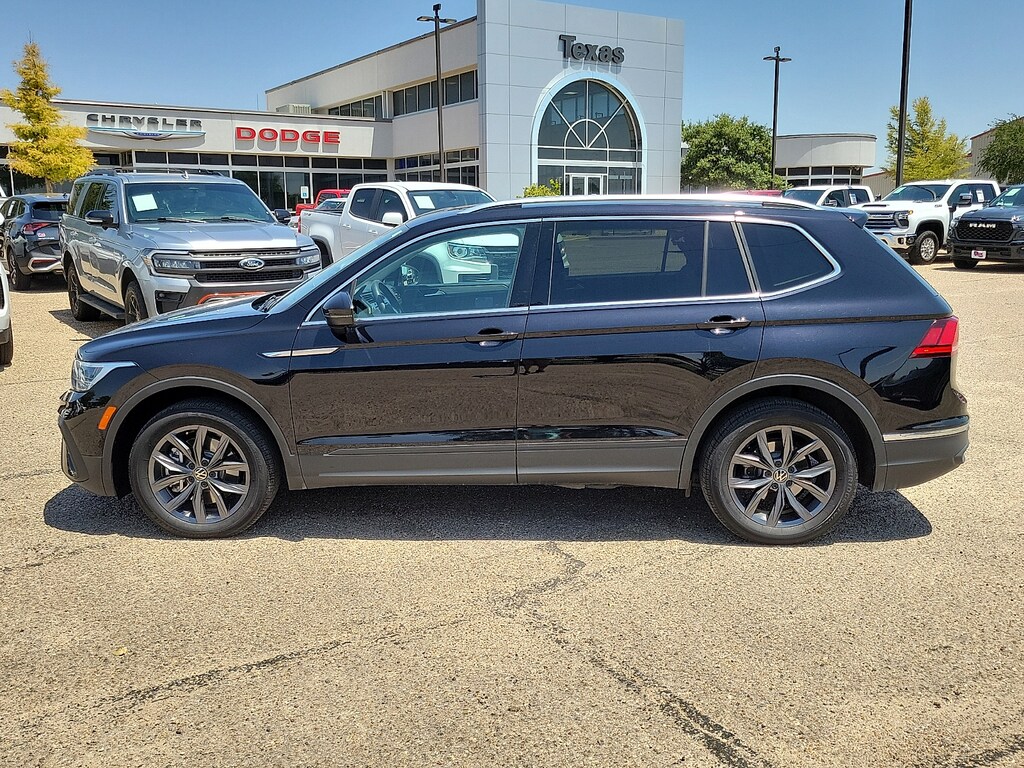 Used 2023 Volkswagen Tiguan 2.0T SE SUV