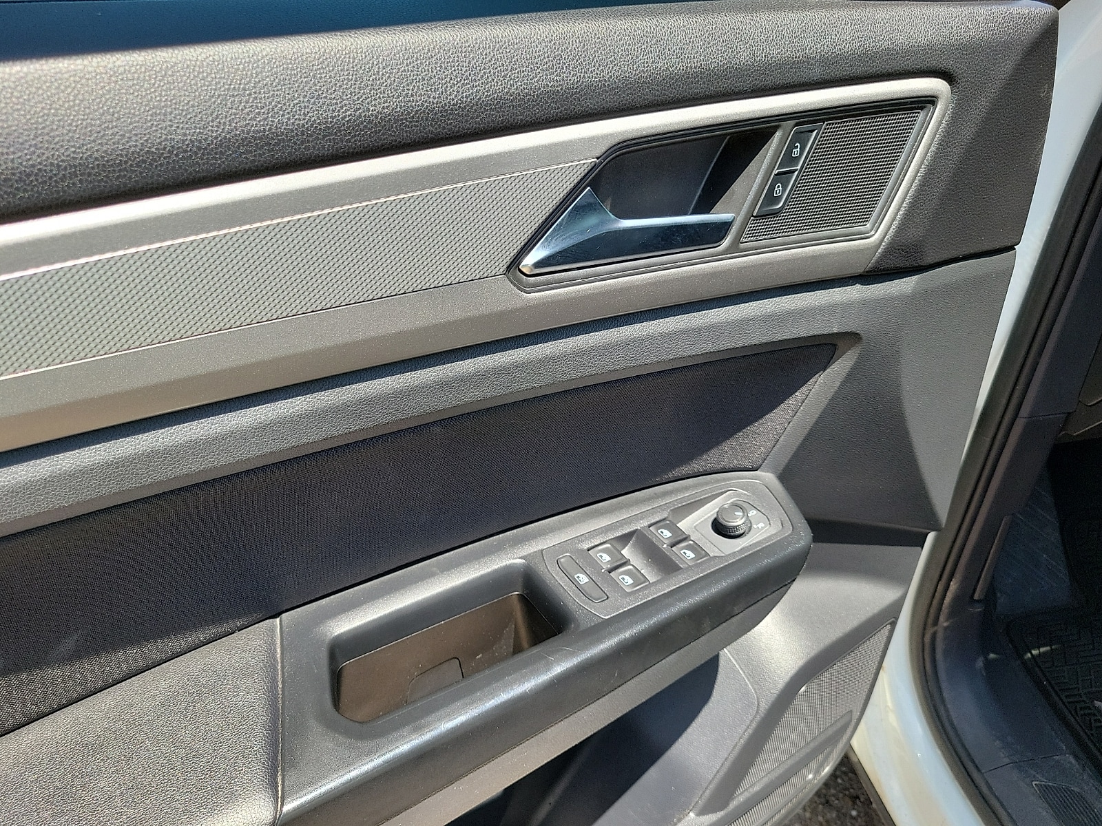 2020 Volkswagen Atlas Cross Sport S - Photo 11