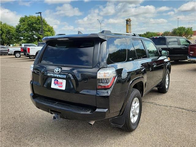 2024 Toyota 4Runner SR5 photo 4