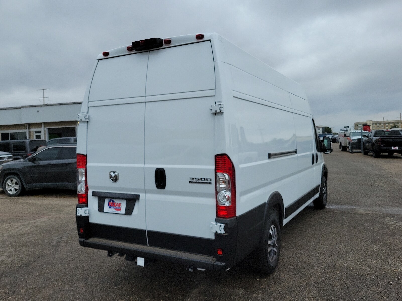 2025 Ram ProMaster 3500 Cargo Van photo 3