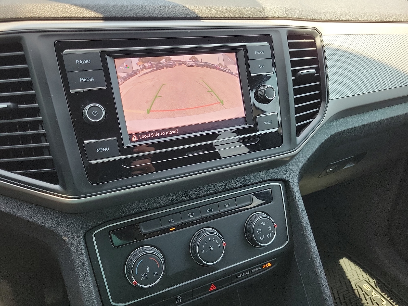 2020 Volkswagen Atlas Cross Sport S - Photo 14