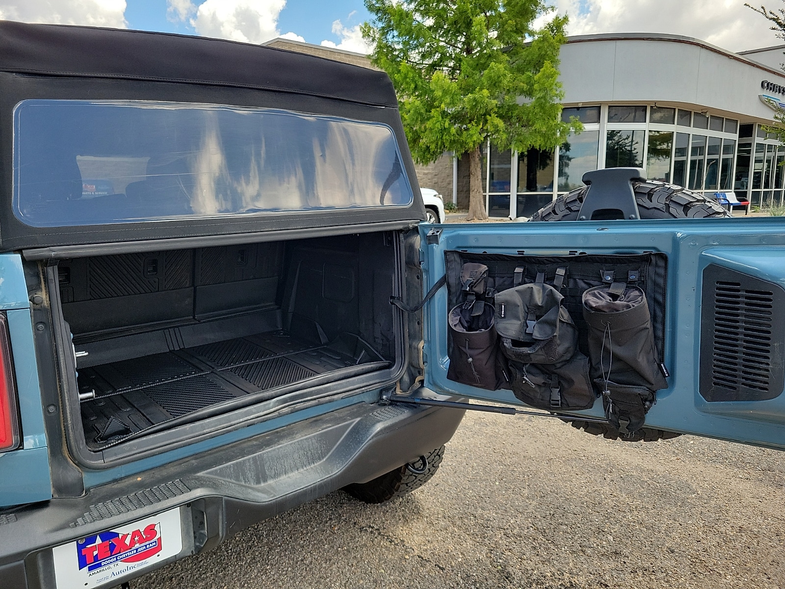 2023 Ford Bronco 4-Door Badlands - Photo 8