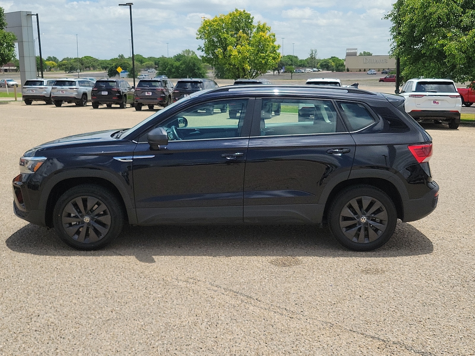 Used 2024 Volkswagen Taos S with VIN 3VV5X7B29RM018355 for sale in Amarillo, TX