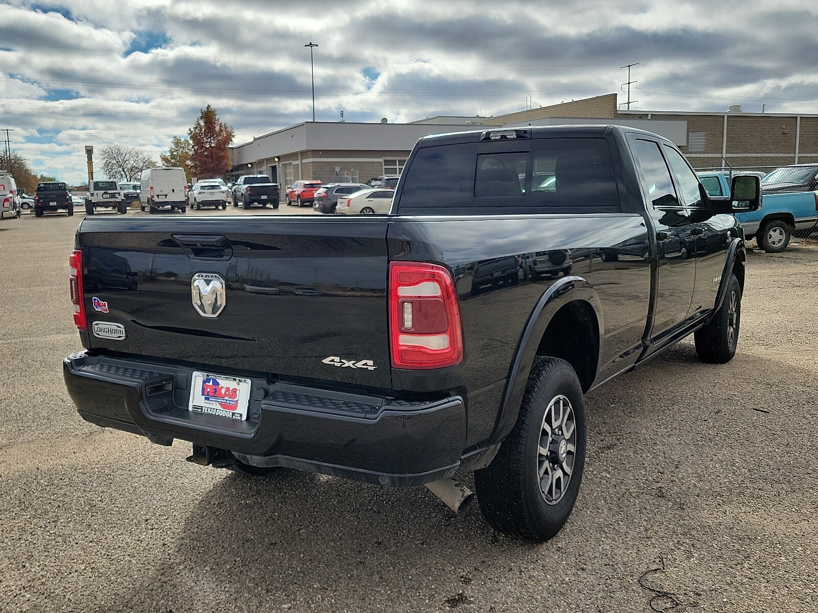 2024 Ram 2500 Longhorn photo 3