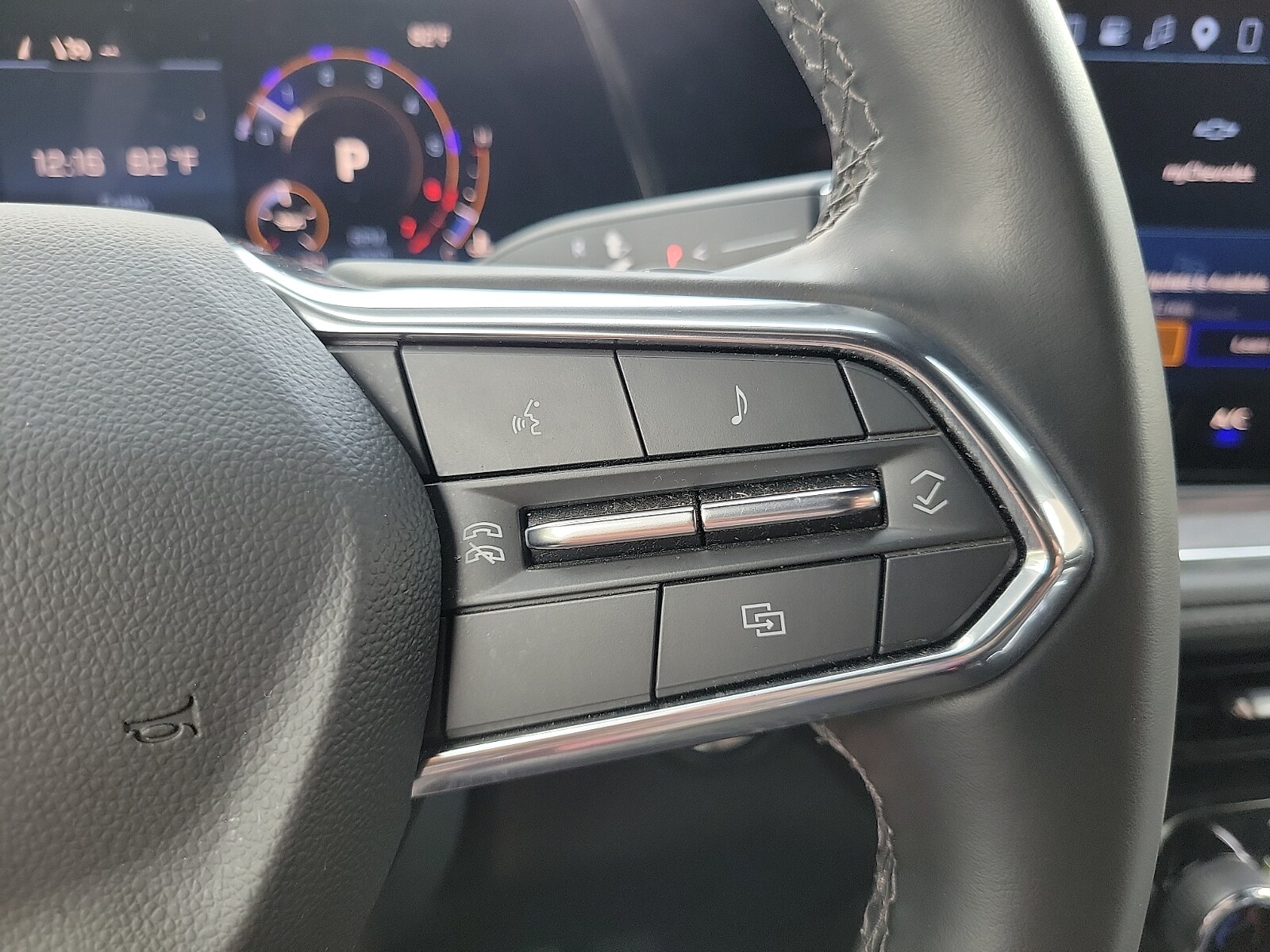 2025 Chevrolet Tahoe LT - Photo 19