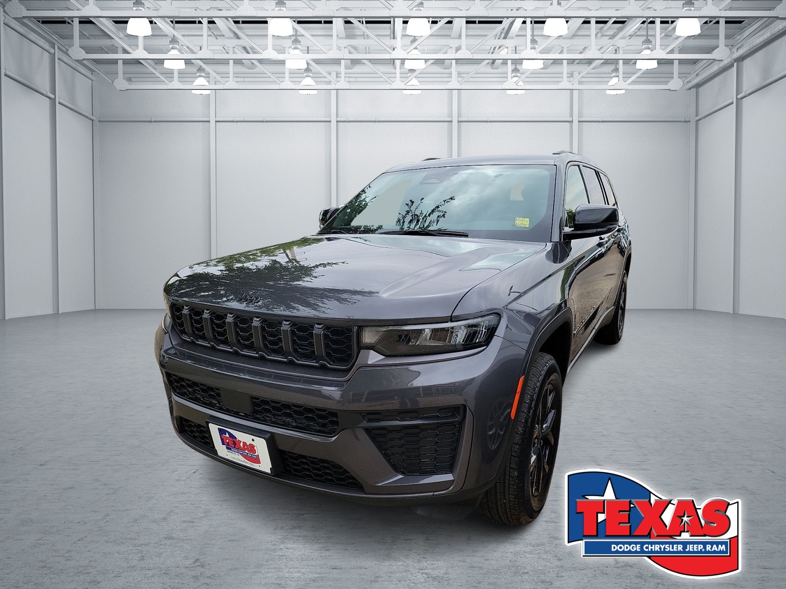 2026 Jeep Grand Cherokee L Laredo Altitude 4x4's photo