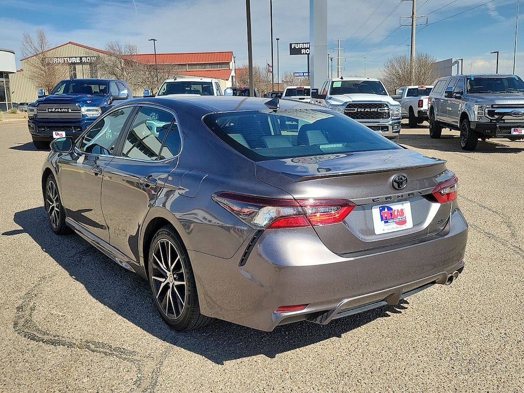 Used 2024 Toyota Camry SE Sedan