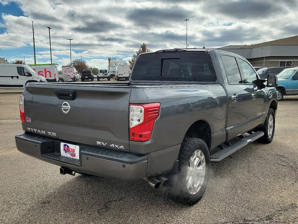 Used 2018 Nissan Titan XD SV Gas Truck Crew Cab