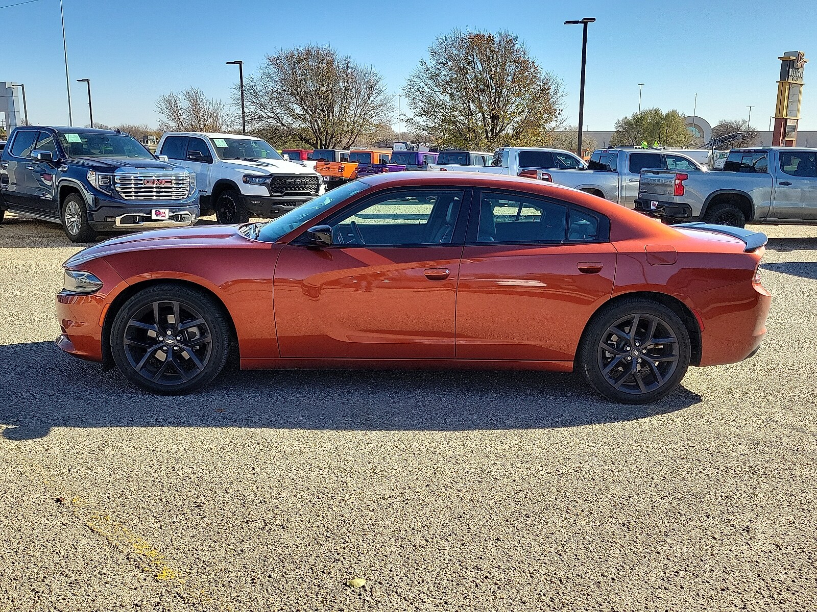 2021 Dodge Charger SXT photo 2