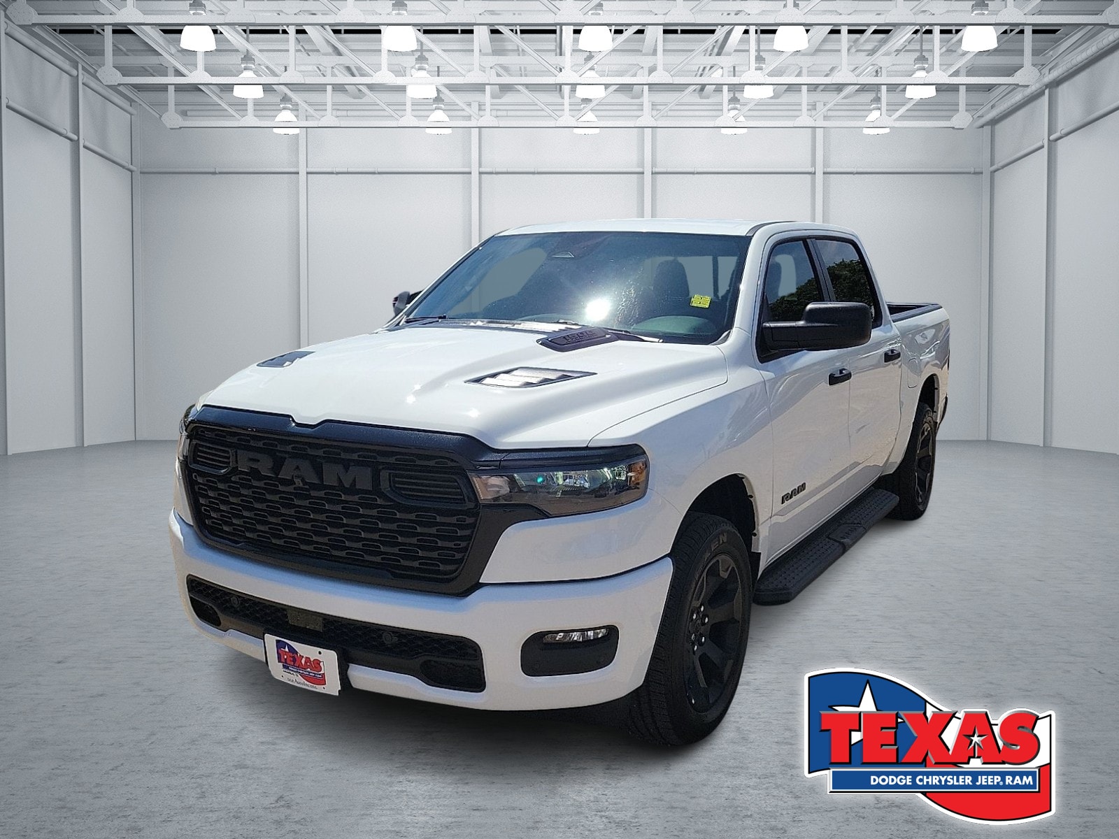 New 2026 Ram 1500 EXPRESS CREW CAB 4X4 5'7 BOX
