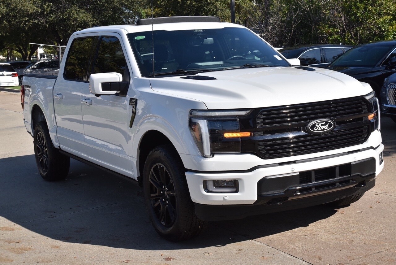 2025 Ford F-150 Platinum photo 3