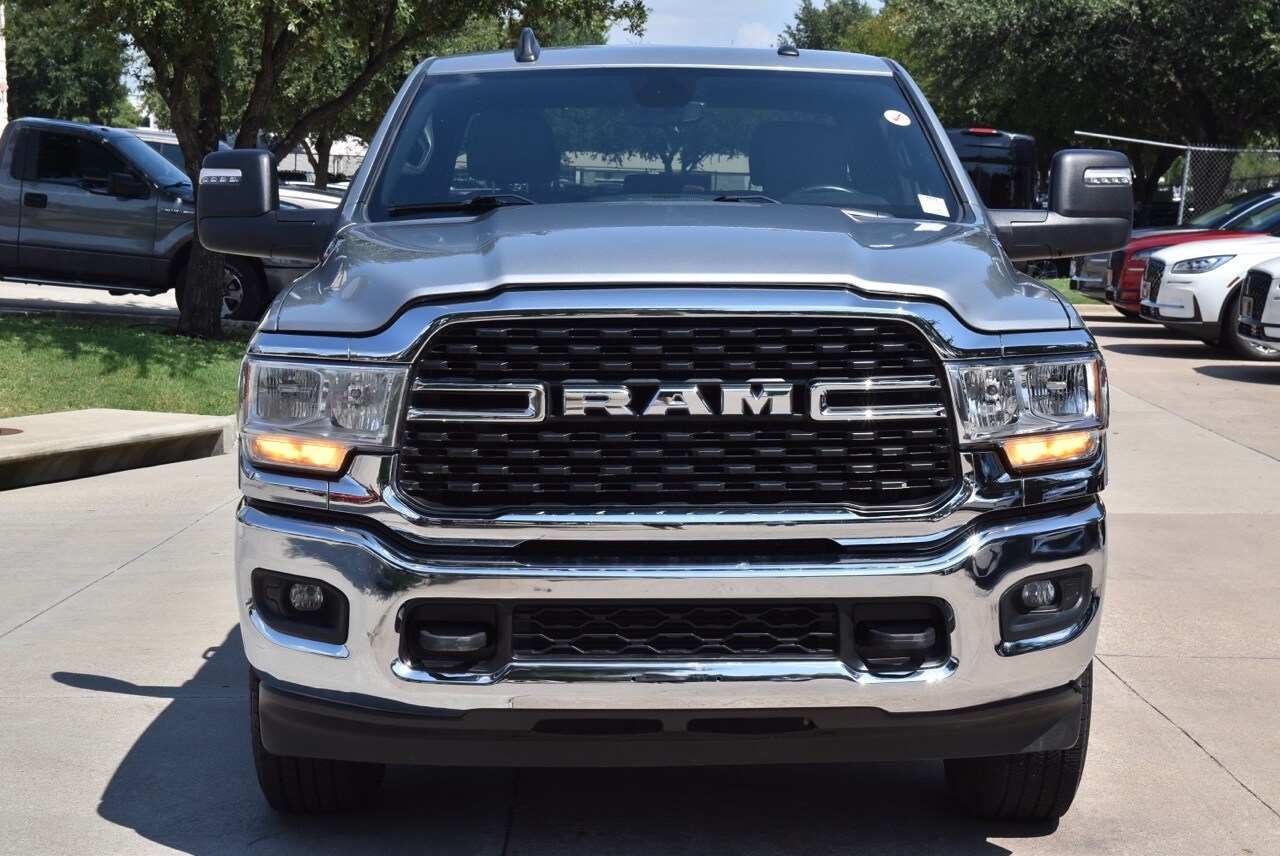 2024 Ram 2500 Big Horn photo 2