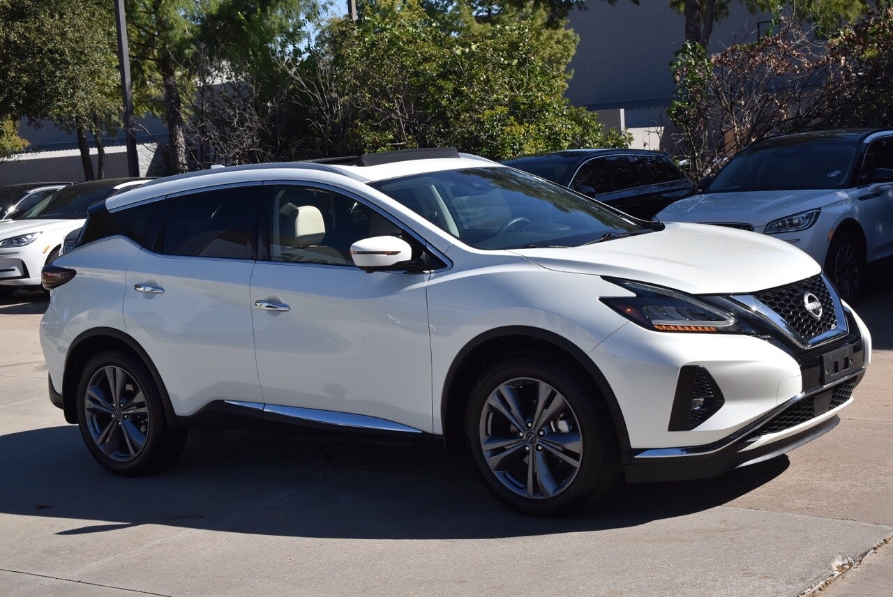 2024 Nissan Murano Platinum photo 2