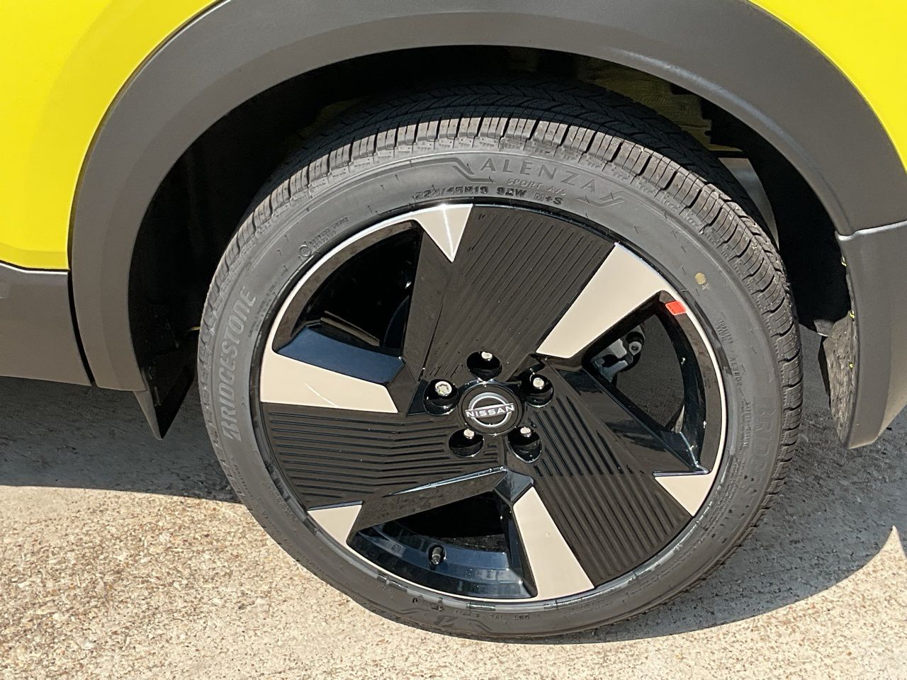 2026 Nissan KICKS SR - Photo 8