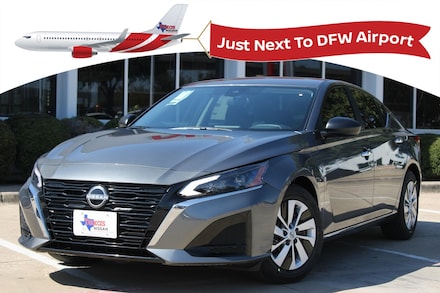 2025 Nissan Altima S Sedan