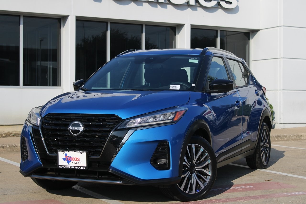 Used 2024 Nissan Kicks SR with VIN 3N1CP5DV6RL486926 for sale in Grapevine, TX