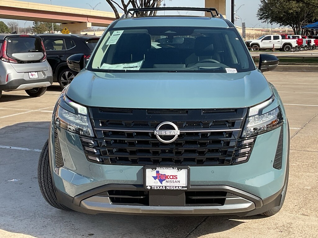 New 2026 Nissan Pathfinder Platinum SUV