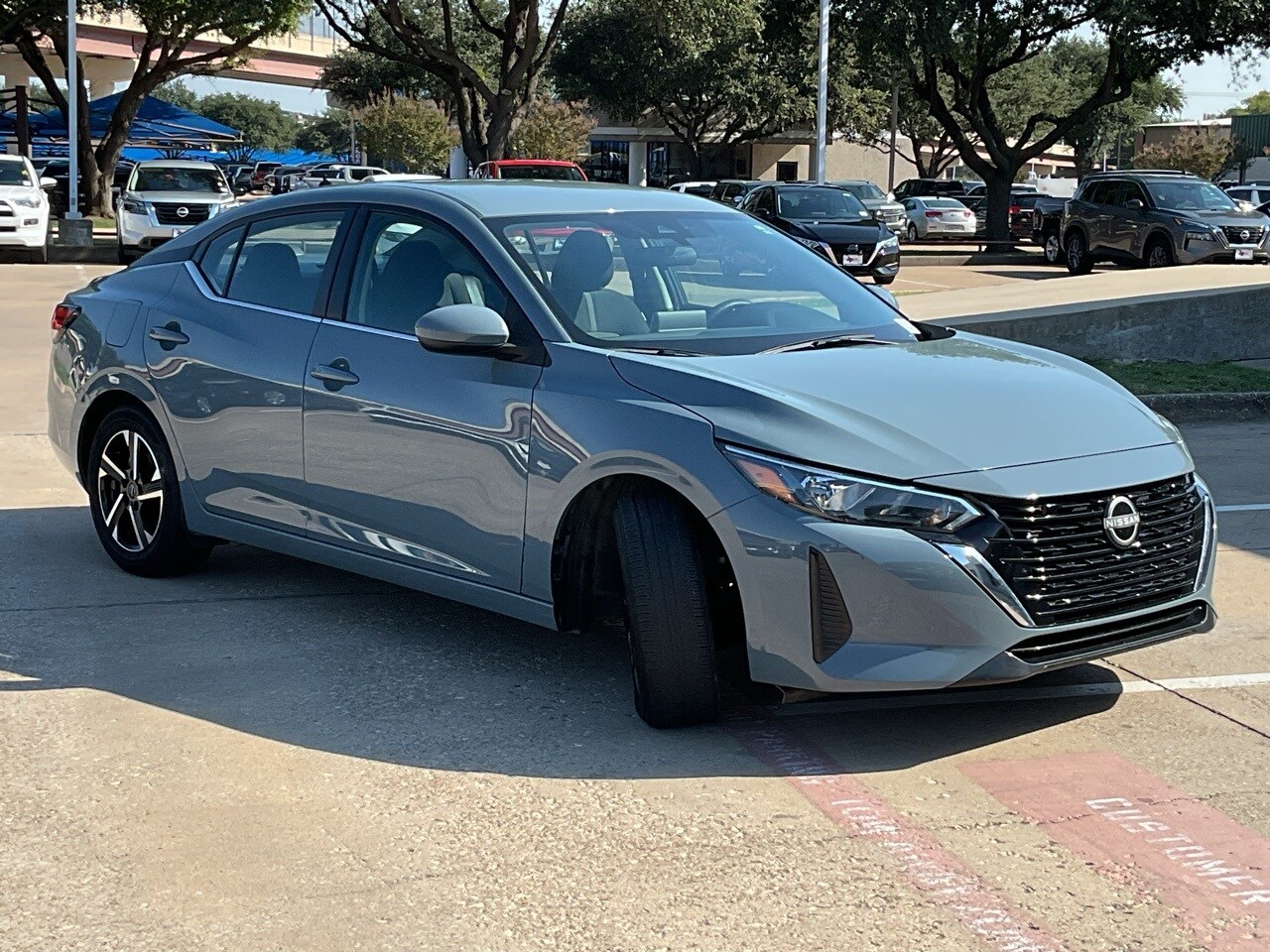 2024 Nissan Sentra SV photo 3