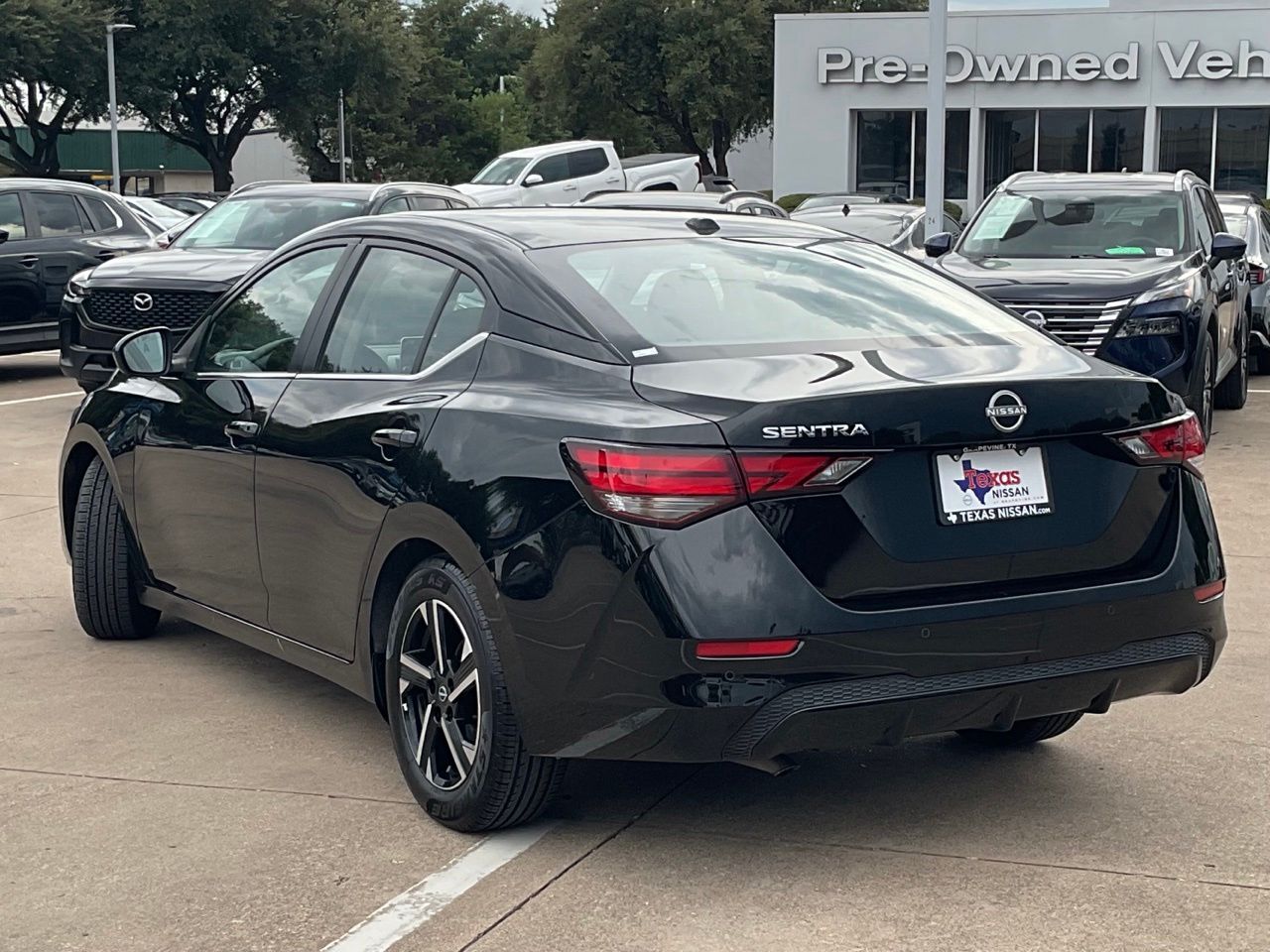 2025 Nissan Sentra SV - Photo 6