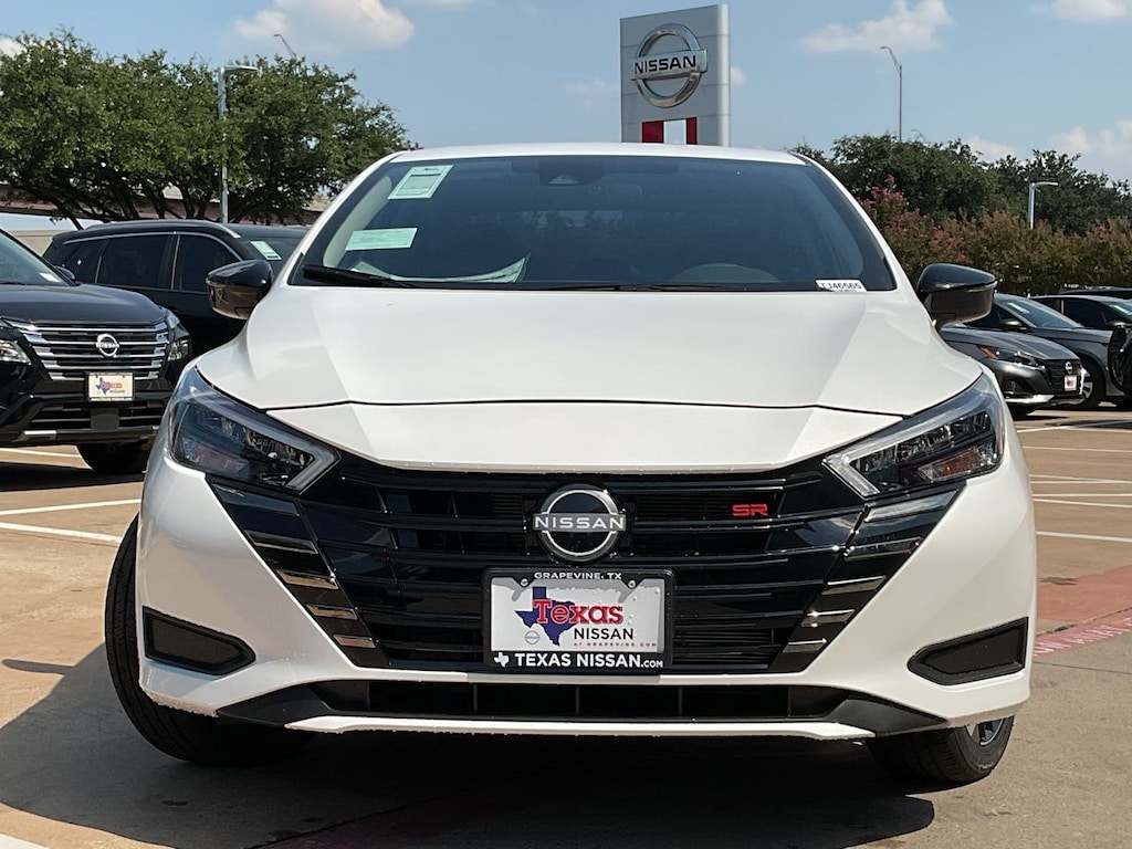 New 2025 Nissan Versa 1.6 SR Sedan