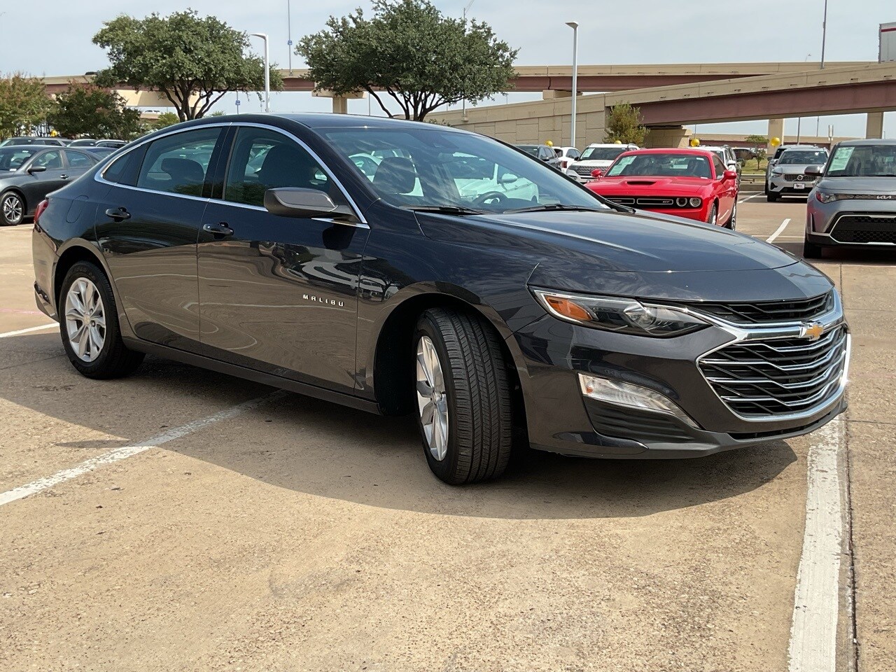 2023 Chevrolet Malibu 1LT photo 3