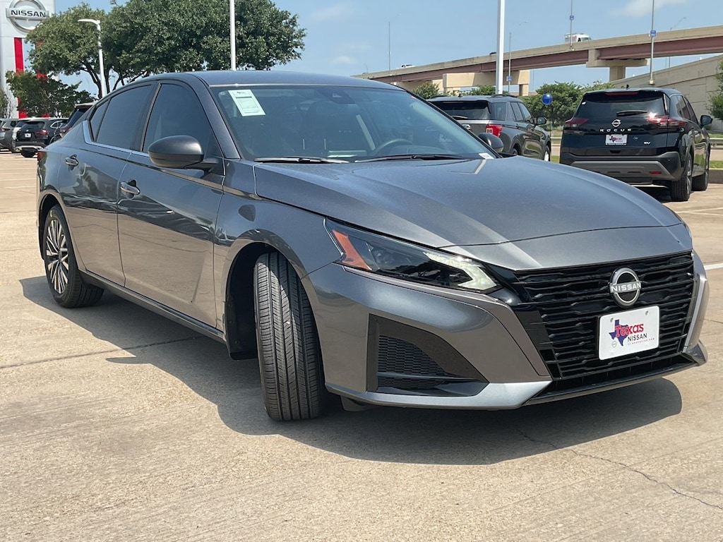 New 2026 Nissan Altima SV Sedan