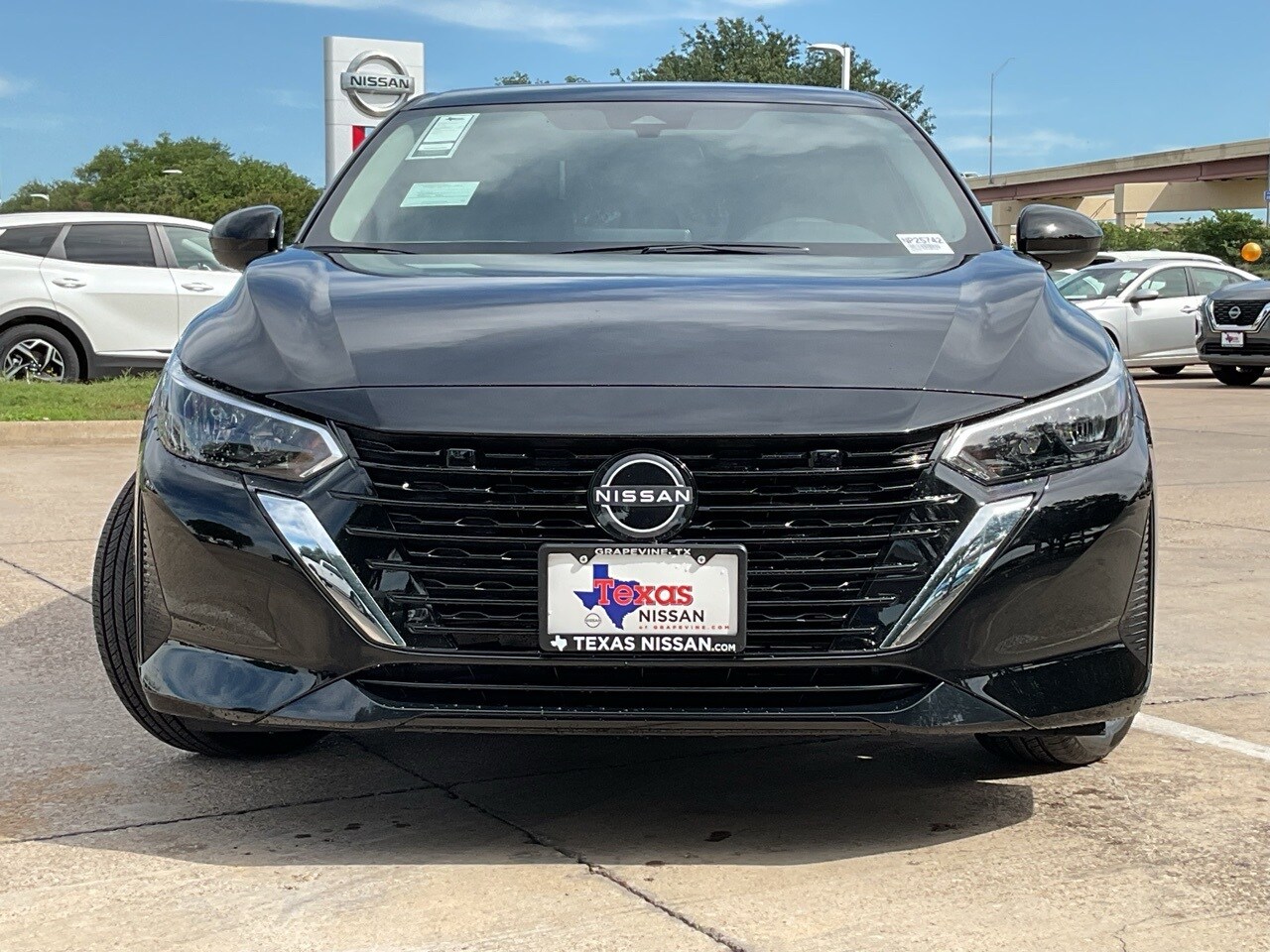 2025 Nissan Sentra SV photo 3