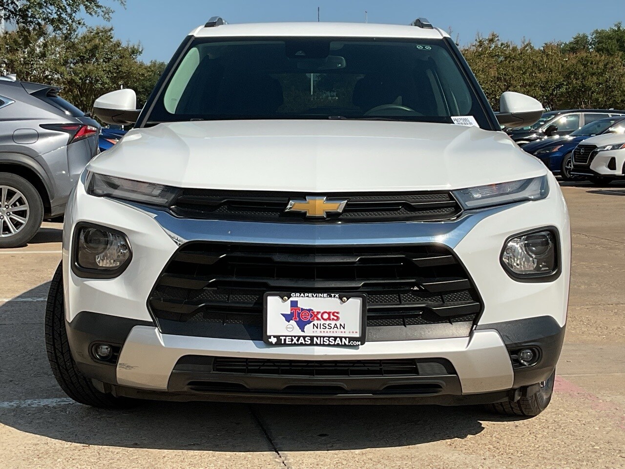 2023 Chevrolet Trailblazer LT photo 3