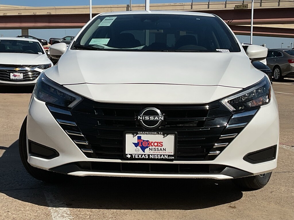 New 2025 Nissan Versa 1.6 SV Sedan