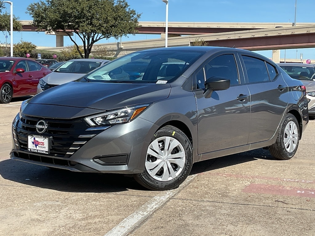 New 2025 Nissan Versa 1.6 S Sedan