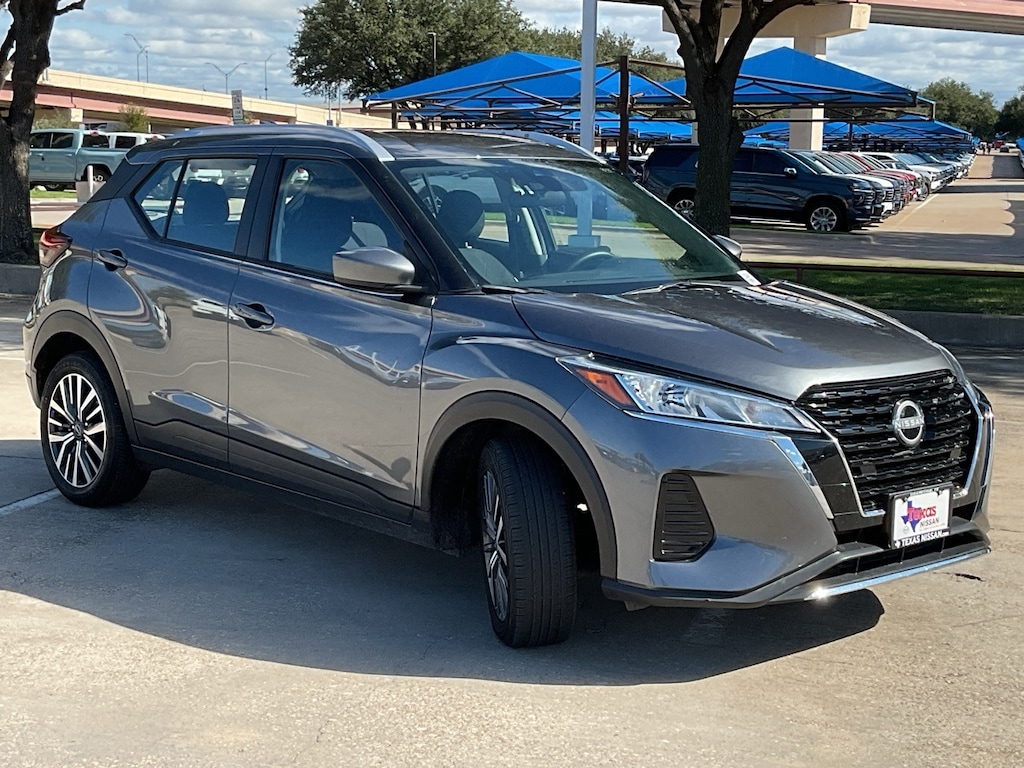 Used 2024 Nissan Kicks SV SUV