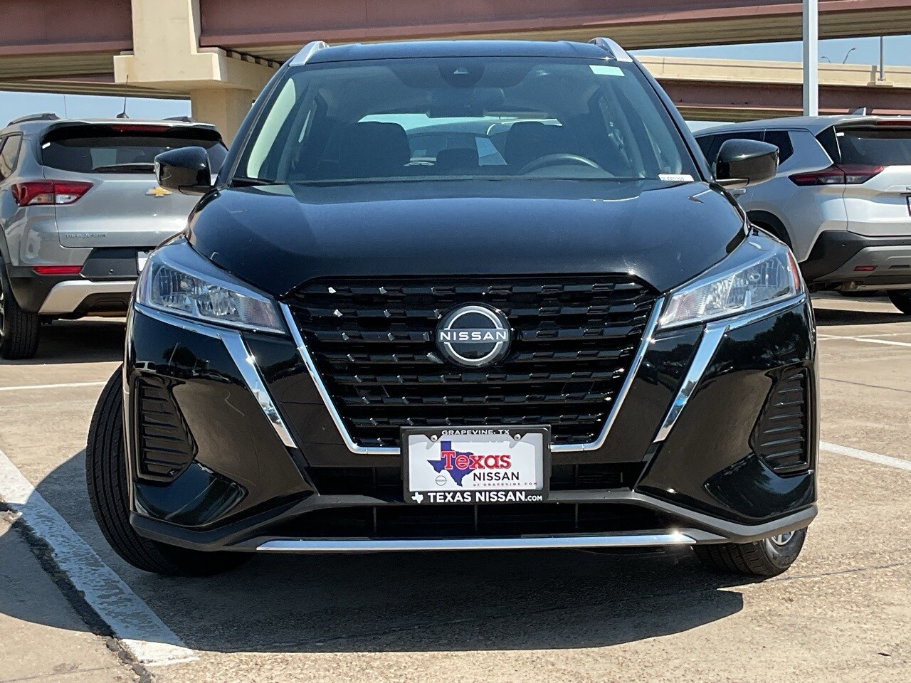 2024 Nissan Kicks SV photo 3