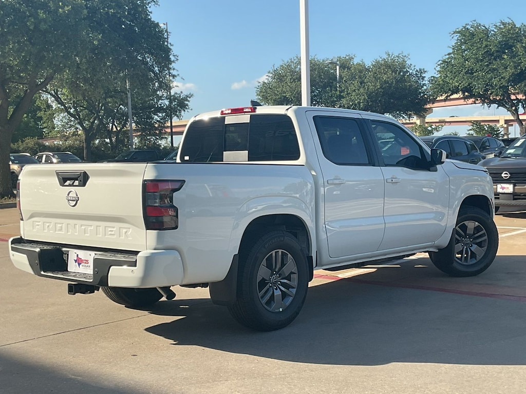 New 2026 Nissan Frontier SV Truck Crew Cab