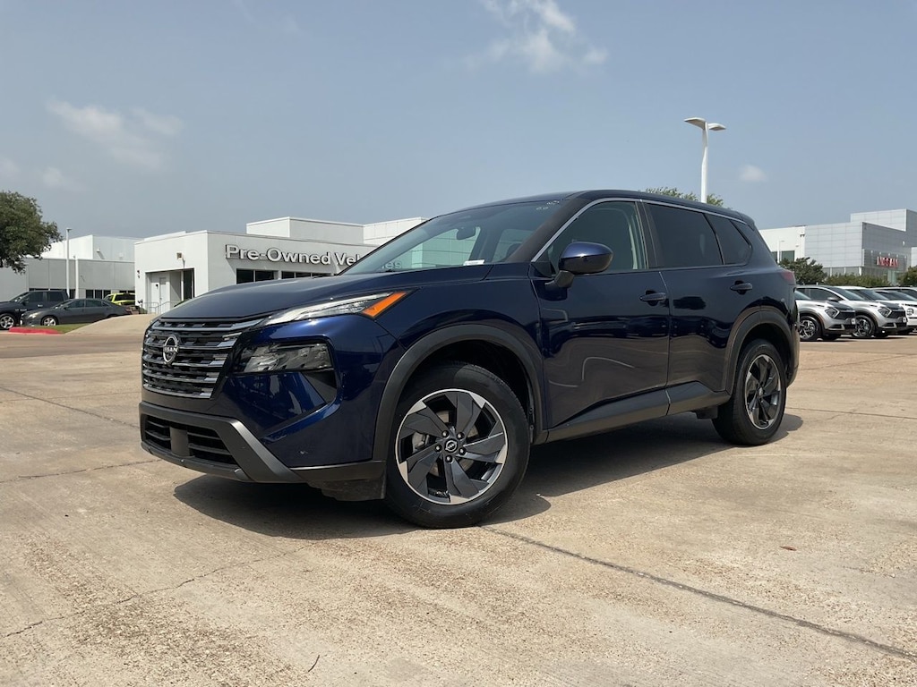 Used 2025 Nissan Rogue SV SUV