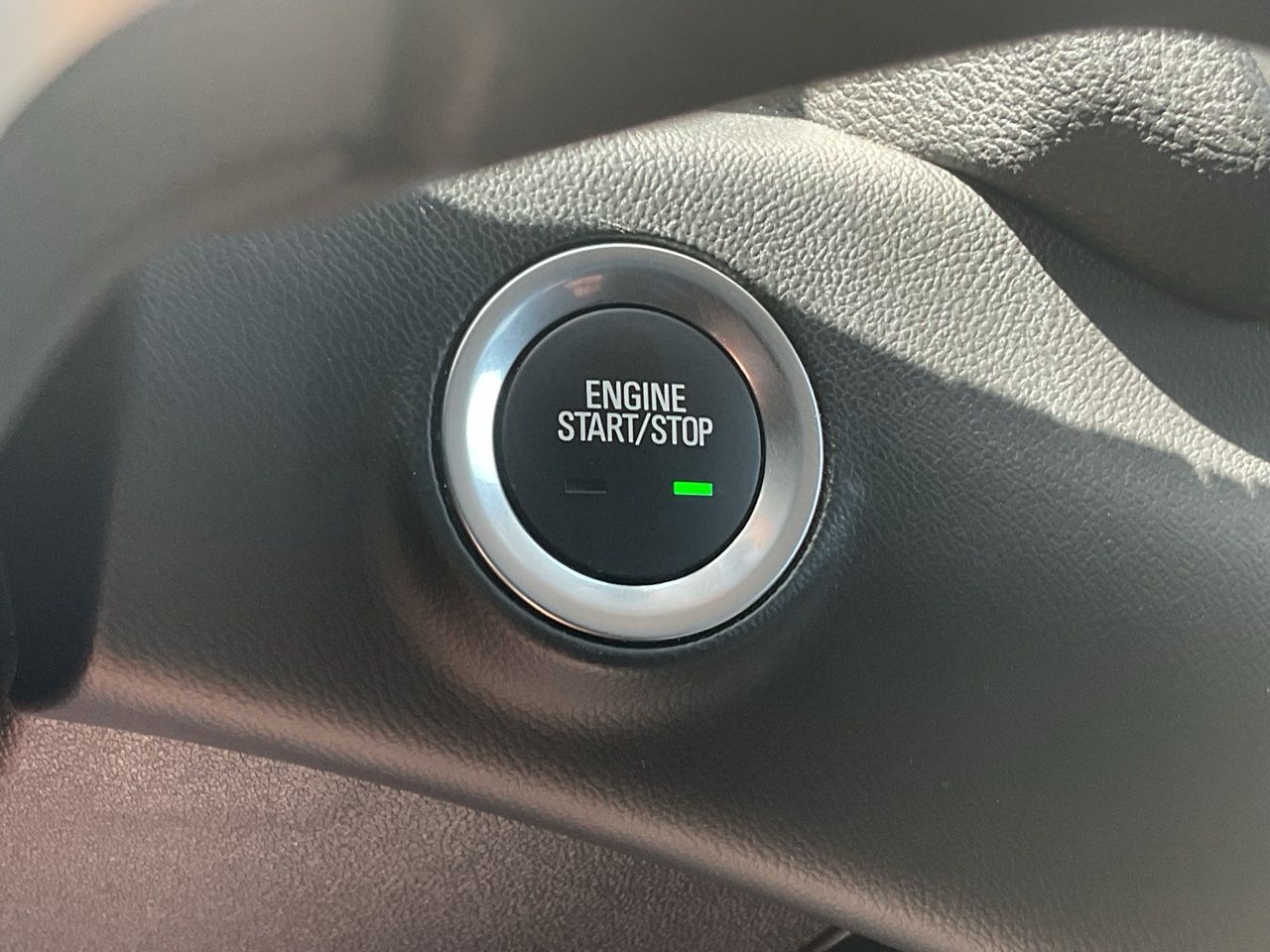 2024 GMC Terrain SLE - Photo 29