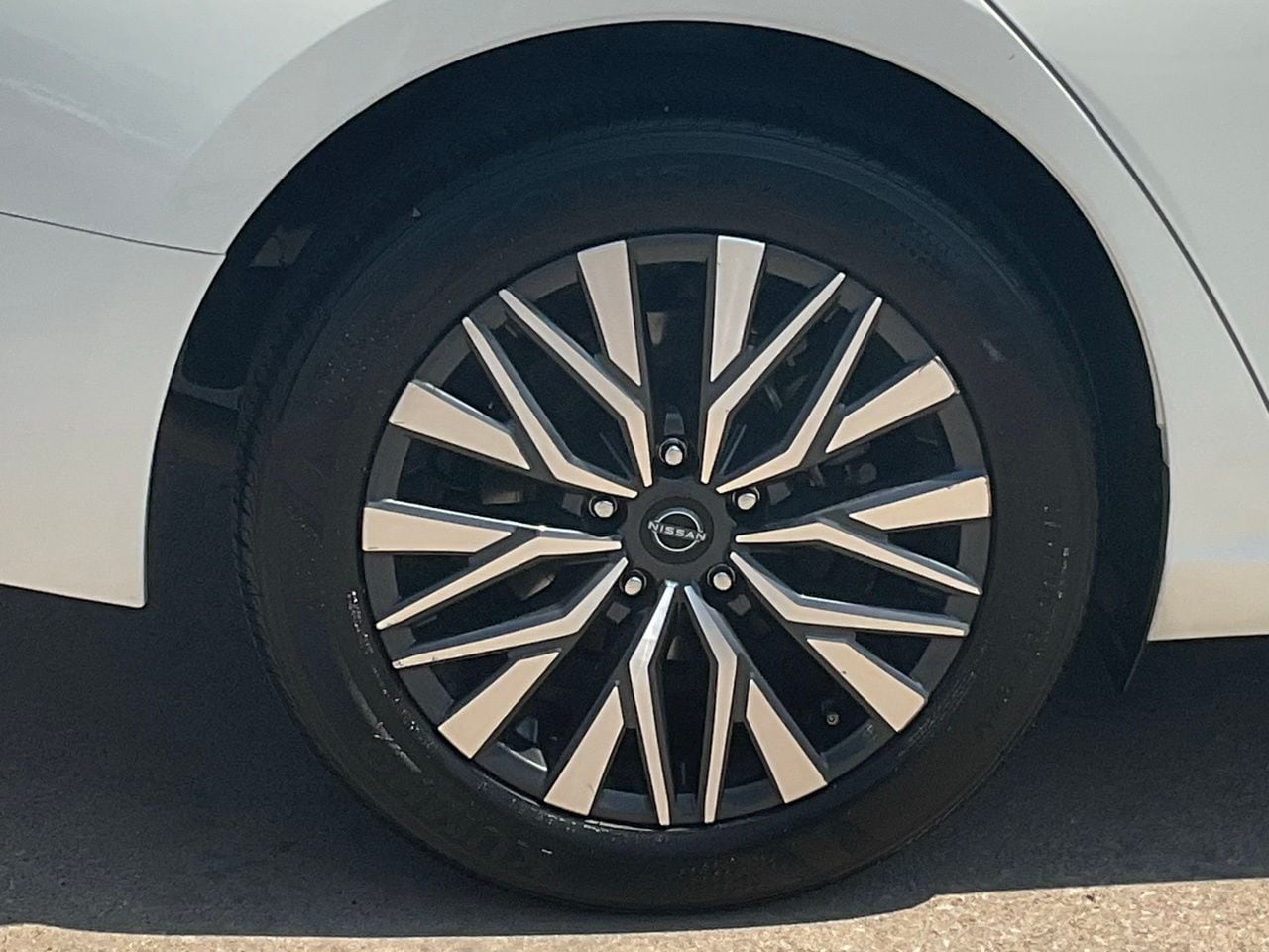 2025 Nissan Altima SV - Photo 7