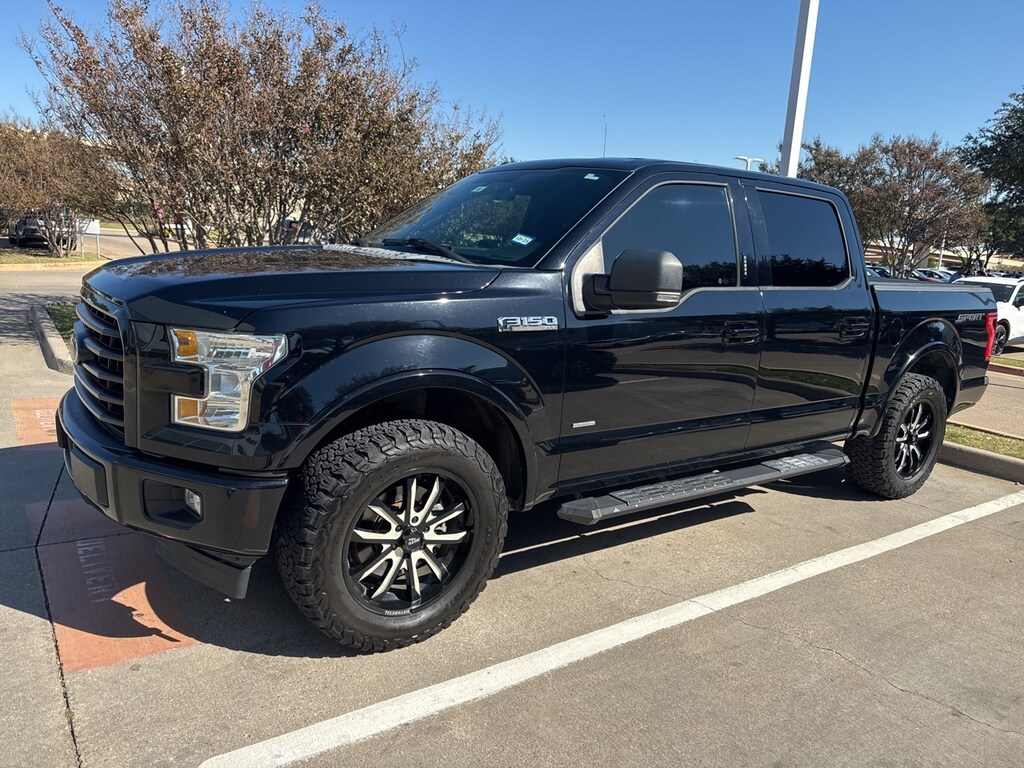 Used 2017 Ford F-150 XLT Truck SuperCrew Cab