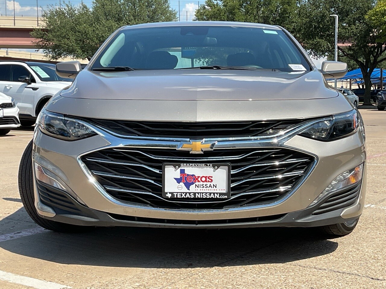 2024 Chevrolet Malibu 1LT photo 3