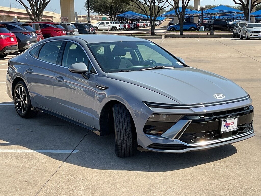 Used 2025 Hyundai Sonata SEL Sedan
