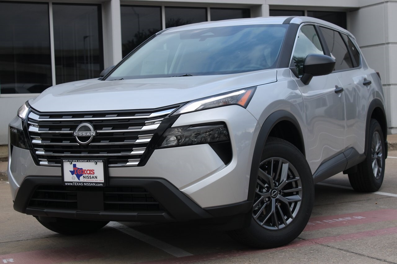 2025 Nissan Rogue S photo 3