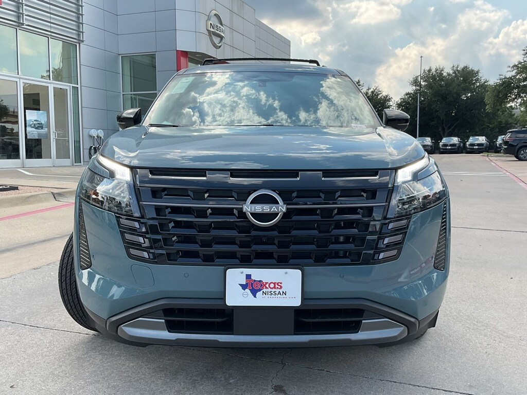 New 2026 Nissan Pathfinder SL SUV
