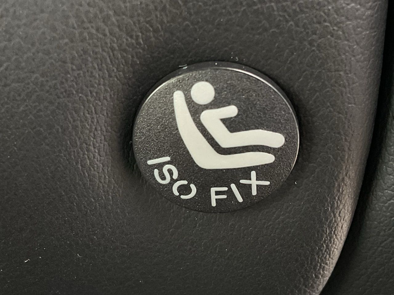 2026 Nissan Armada SV - Photo 14