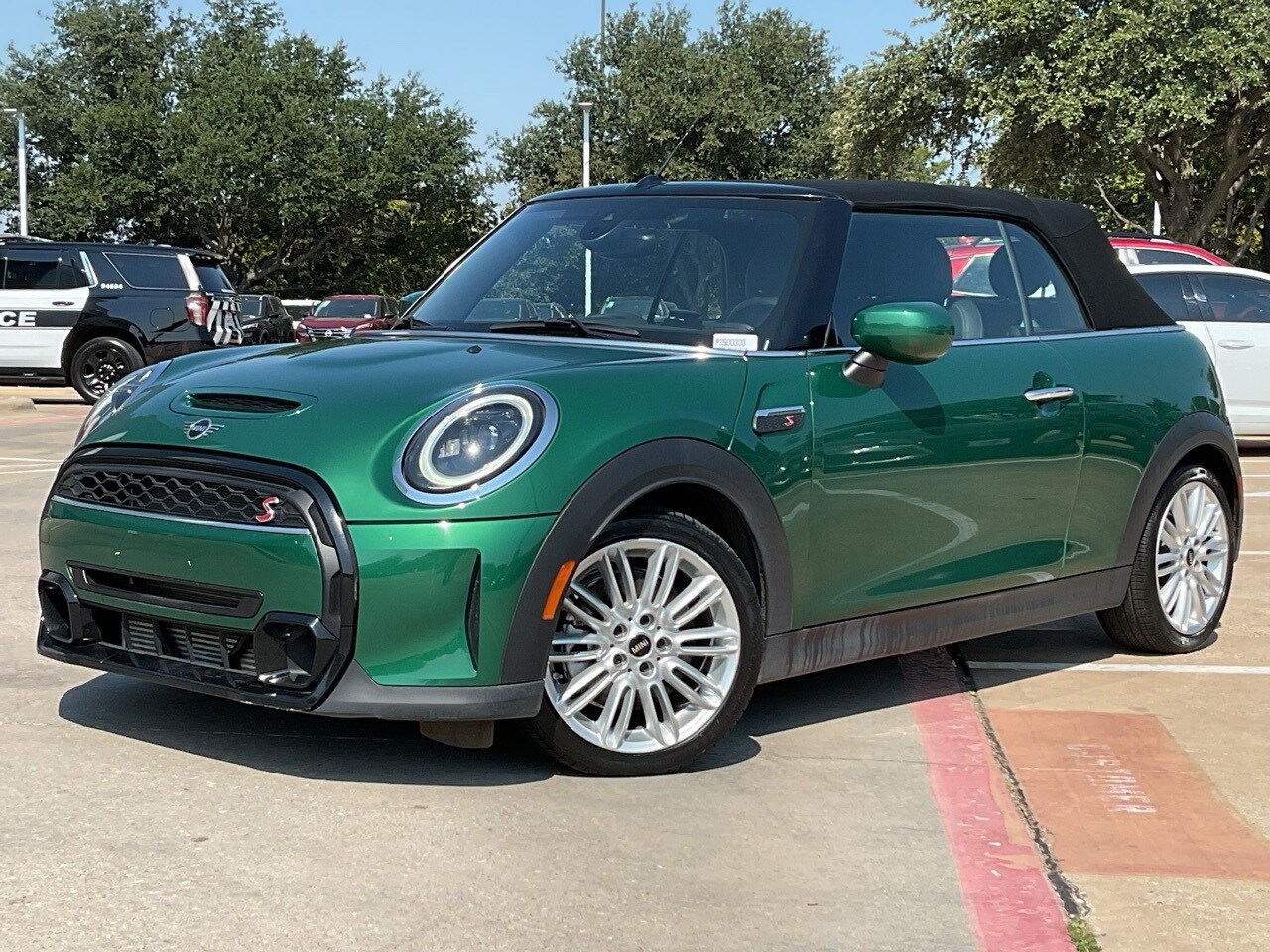 2024 Mini Cooper Convertible Signature photo 2