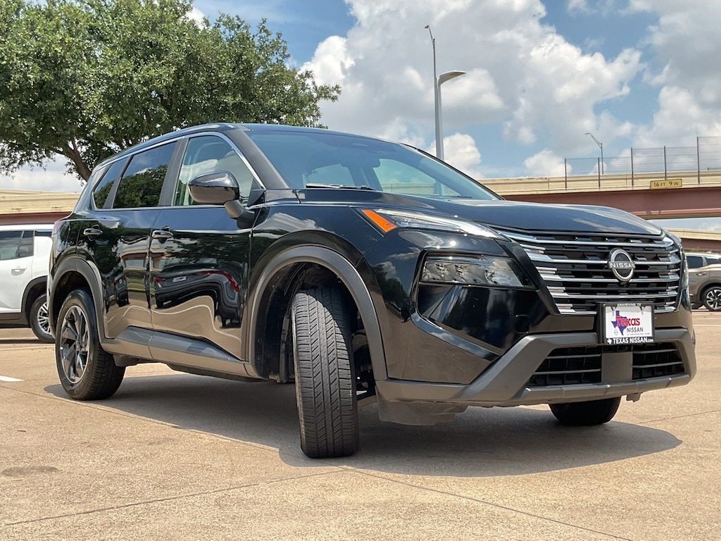 Used 2025 Nissan Rogue SV SUV